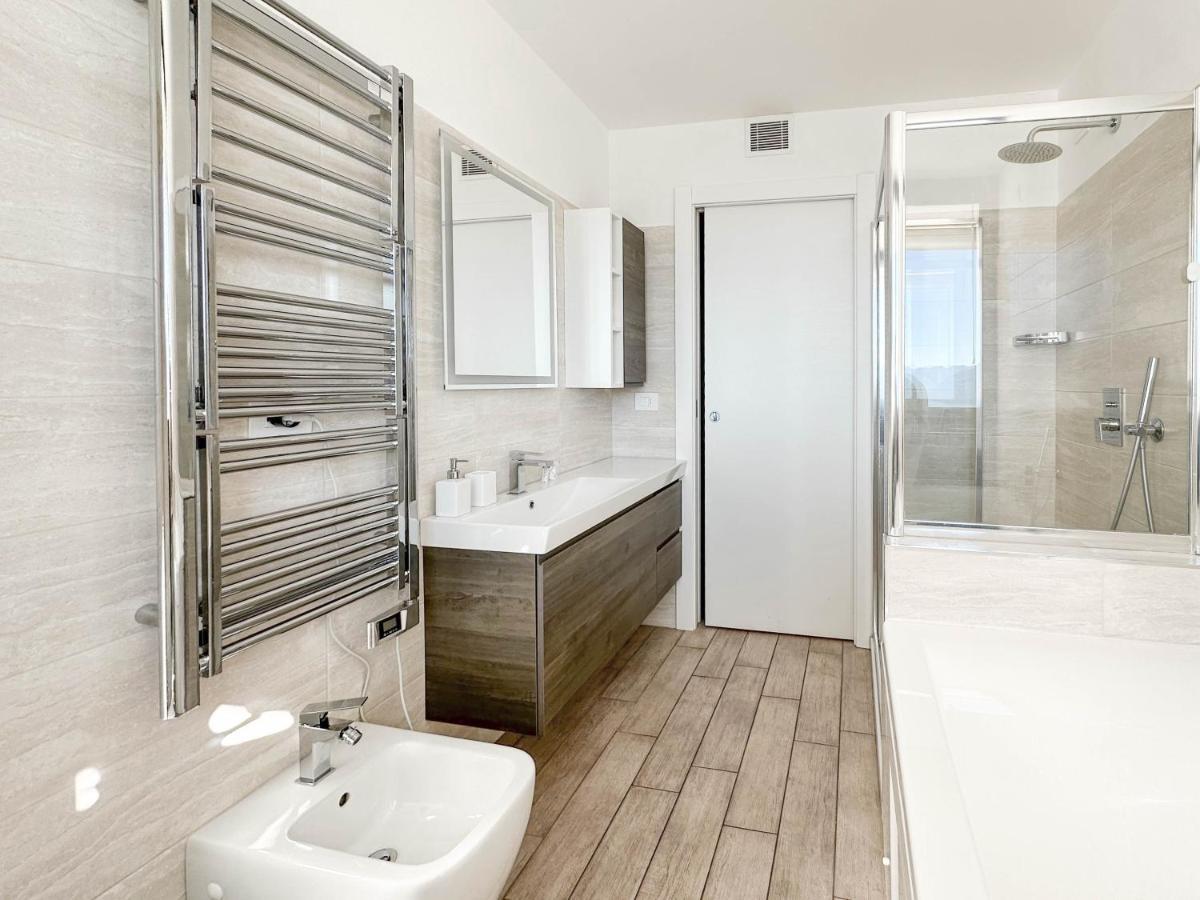 The View!!! By Design Studio Perledo Extérieur photo